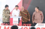 Sukses Ekspor Lebih dari 1 Juta Unit Mobil, Jokowi Apresiasi Toyota
