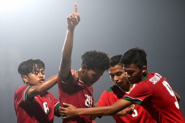 Pelatih Timnas U 16 90 Menit Lagi Indonesia Ke Piala Dunia Bola Bisnis Com