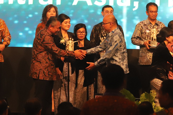 Toyota Raih Dua Penghargaan Bank Indonesia