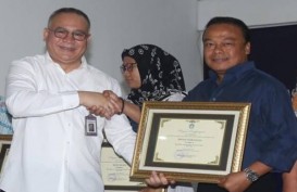 'Bisnis Indonesia' Raih Penghargaan Bahasa Indonesia Terbaik 2018