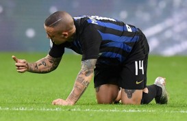 Inter Milan Skors Radja Nainggolan dari Aktivitas Sepak Bola
