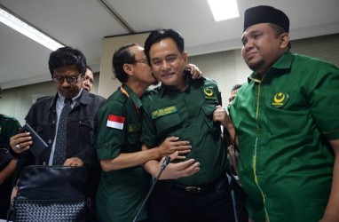 Dukung Jokowi-Ma’ruf, Yusril Ihza Mahendra Persilakan Habib Rizieq Tarik Anggota FPI dari PBB