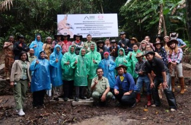 Hino Indonesia Gandeng TSI Konservasi Elang Jawa