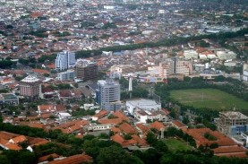 Pemkot Semarang : Lapangan Simpang Lima Terlarang…