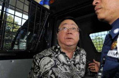Gugatan Ditolak MK, Robert Tantular Tetap Jalani Pidana Kumulatif 21 Tahun