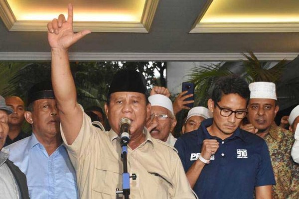 Diplomasi Kucing Dan Kesan Gugup Sandiaga Uno Di Samping Prabowo Kabar24 Bisnis Com