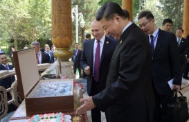 Ulang Tahun Xi Jinping, Vladimir Putin Bawakan Es Krim