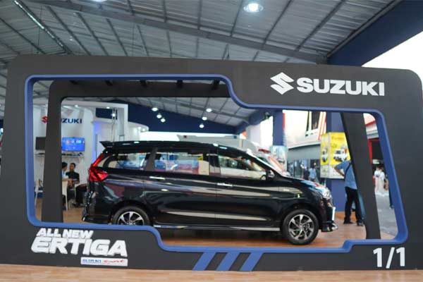 Suzuki Ertiga di Jakarta Fair.  - Bisnis.com