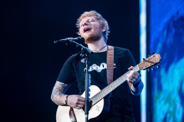 Ed Sheeran Catatkan Rekor Konser Musik Paling Laris Sepanjang Masa