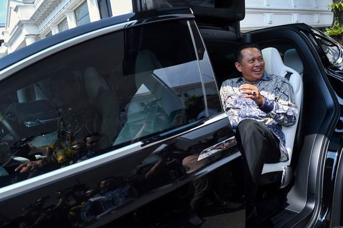 Ingin Dapat Izin Operasi Kendaraan Listrik  di  Jakarta  Ini 
