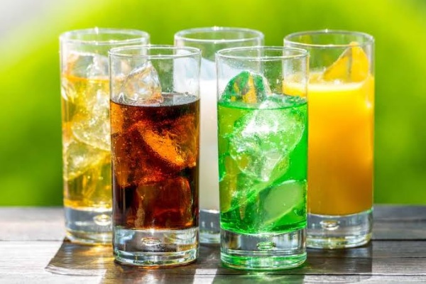 Hati-hati, Konsumsi Soft Drink Berlebihan Berkaitan Dengan Risiko 