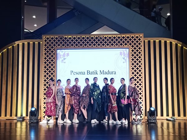 Rahardi Ramelan Ajak Lestarikan Warisan Budaya Batik