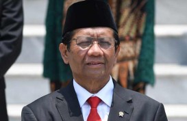 YLBHI Tantang Mahfud MD Dorong Jokowi Terbitkan Perppu KPK