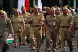 Jokowi Tak Perlu Pangkas Eselon III dan IV