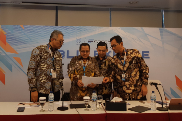 Jajaran direksi PT PP Presisi Tbk. seusai menyampaikan paparan publik di Jakarta pada Kamis (21/11/2019). - Bisnis/Annisa Sulistyo Rini