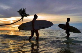 Turis Asing Banyak, Bank Nagari Buka Layanan Valas di Mentawai & Bukittinggi