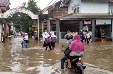 Hujan Lebat, 20 Titik di Kota Bandung Terendam Banjir