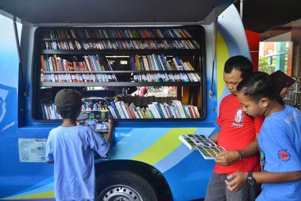 budaya membaca rendah ini kata kepala perpustakaan nasional