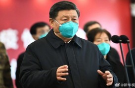 Hanya Bermasker, Presiden Xi Jinping Besuk Pasien Covid-19 di Wuhan