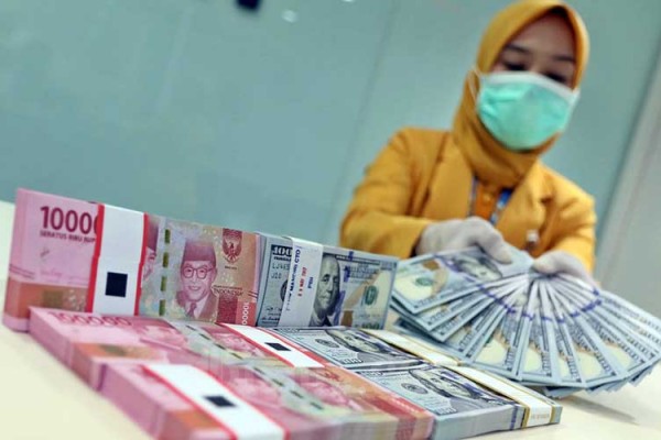 Mantap Dolar As Terkapar Rupiah Melonjak 1 23 Persen Market Bisnis Com