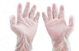 Sarung Tangan Plastik Tidak Efektif Cegah Virus Corona