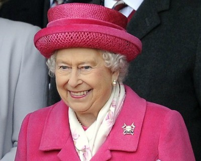 Ratu Inggris Sampaikan Pidato Semangat Hadapi Virus Corona Kabar24 Bisnis Com
