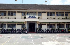 Petugas Kebersihan OTG Corona, Puluhan Guru SMAN 10 Jogja Terpaksa Isolasi Mandiri