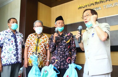 Masyarakat Tionghoa Surabaya Gandeng Muhammadiyah Salurkan Paket Lebaran