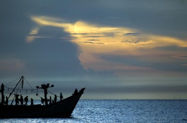 Nelayan Pantai Selatan Cianjur Terpaksa Berhenti Melaut