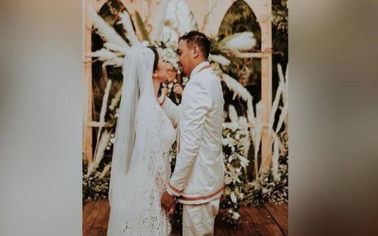 Foto pernikahan Glenn Fredly dan Mutia Ayu. - Instagram @mutia_ayuu