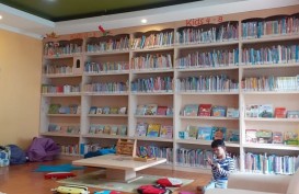 Berawal Dari Hobi, Wanita Ini Hadirkan Perpustakaan Ramah Keluarga