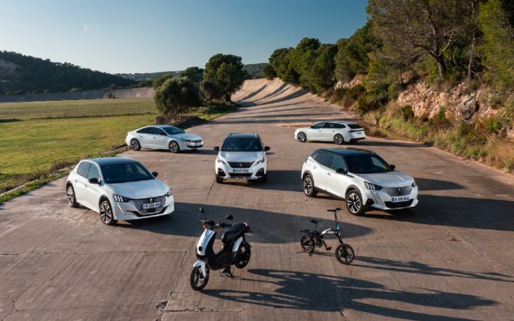 Ragan produk Peugeot, mulai dari mobil, skuter, hingga e-Bike.  - PEUGEOT