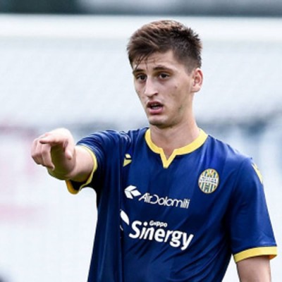 Rp516 Miliar Juventus Boyong Bek Timnas Albania Dari Verona Bola Bisnis Com