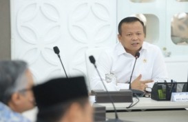 Menteri KKP Perbolehkan Nelayan Tangkap Benih di Laut