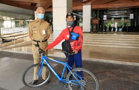 Buktikan Ayahnya Mirip Ganjar Pranowo, Pelajar Purwokerto ini Gowes Sepeda ke Semarang