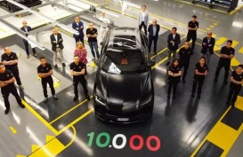 Lamborghini Urus ke-10.000 Unit Terlahir di Masa Pandemi
