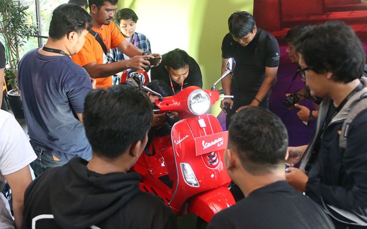 Strategi Warna Warni Skuter Piaggio Vespa Otomotif Bisnis Com