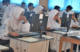Pemkot Bandung Beri Bantuan Rp33,7 Miliar Bagi Siswa RMP SMA/SMK