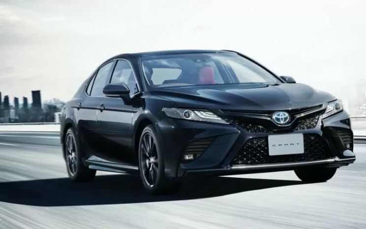 Toyota Hadirkan Camry Edisi Khusus 40 Tahun