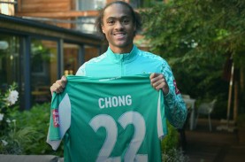 Manchester United Pinjamkan Tahith Chong ke Werder…
