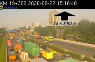 Tol Tangerang Kilometer 21-19 Arah Jakarta Padat, Ada Kecelakaan