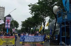 Jakarta Hari Ini: Tiga Aksi Unjuk Rasa Ramaikan Ibu Kota