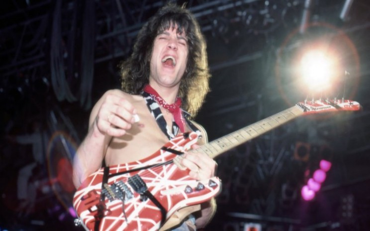 Eddie Van Halen pada tahun 1984, di puncak popularitasnya. - Nikkei Asia/ Getty Images