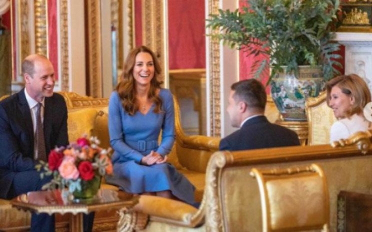 Kate Middleton dan Pangeran William menerima kunjungan Presiden Ukraina Volodymyr Zelenskyy dan istri, Olena Zelenska, di Istana Buckingham, Inggris, Rabu, 7 Oktober 2020./Instagram - @kensingtonroyal