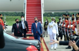 PM Yoshihide Suga ke Indonesia, Jepang Beri Pinjaman Rp7 Triliun