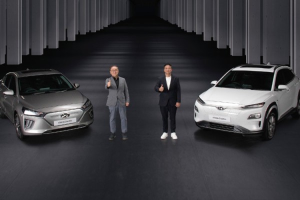 Mobil Listrik Hyundai Ioniq Ev Dan Kona Ev Resmi Meluncur Ini Harganya Otomotif Bisnis Com