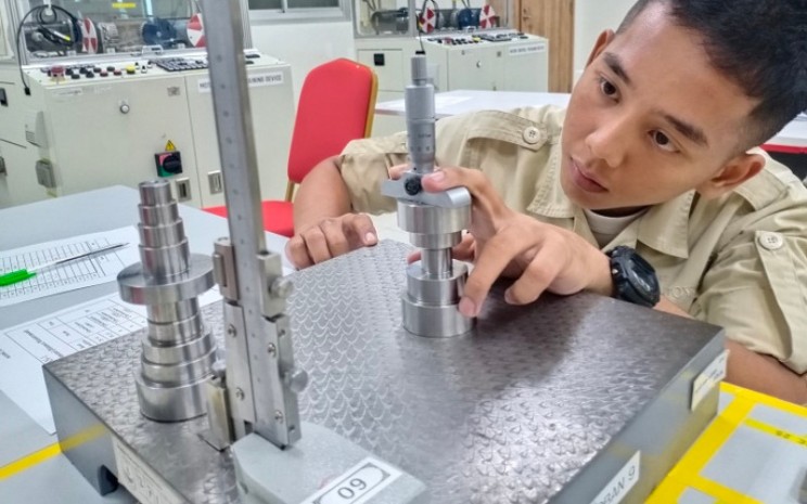 Lulusan Toyota Indonesia Academy Ciptakan Robot untuk Cegah Covid-19
