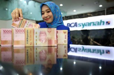   RENCANA BISNIS BANK    : Bank Syariah Kejar Target