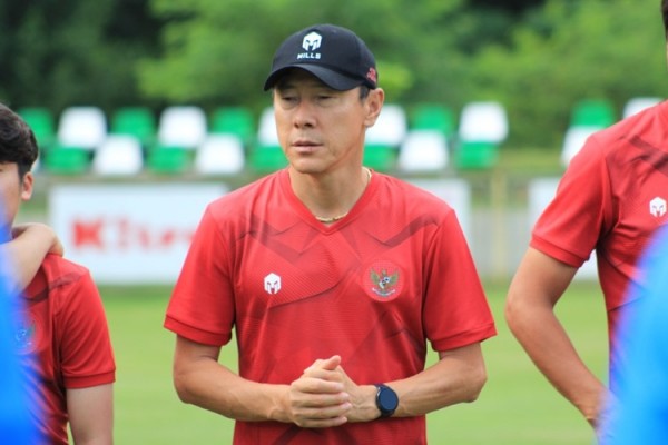 Timnas U 19 Tc Ke Spanyol Shin Tae Yong Kembali Ke Indonesia 11 Desember Bola Bisnis Com