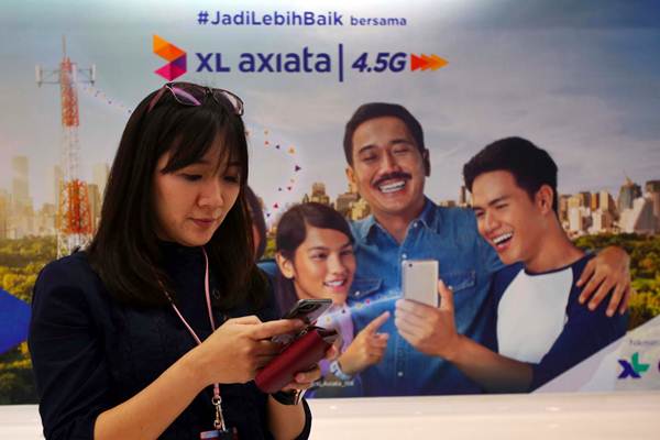 Pelanggan berada di XL Center, Jakarta, Kamis (21/6/2018). - JIBI/Abdullah Azzam 